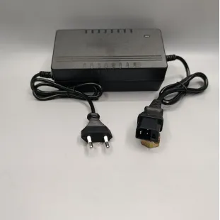 شاحن لثيوم 72 فولت 3 امبير مخرج جلاكسي